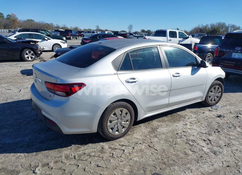 Photo 4 of 2019 Kia Rio S (VIN 3KPA24AB5KE201778)