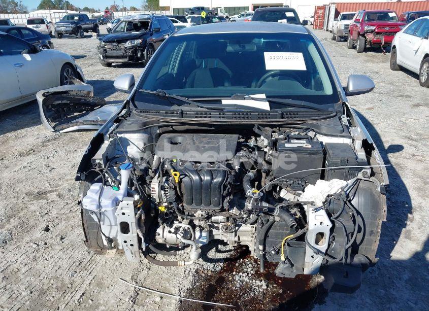 Photo 6 of 2019 Kia Rio S (VIN 3KPA24AB5KE201778)