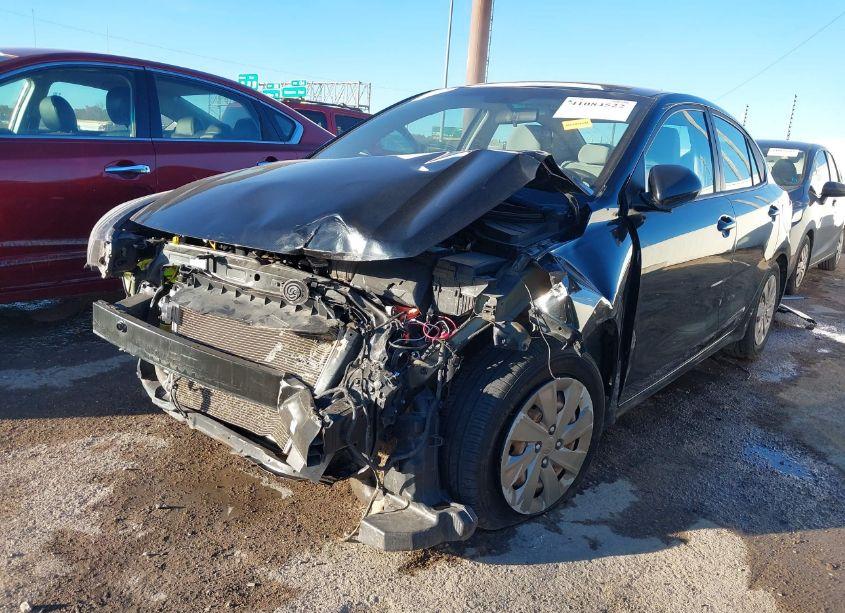 Photo 2 of 2019 Kia Rio S (VIN 3KPA24AB6KE157967)