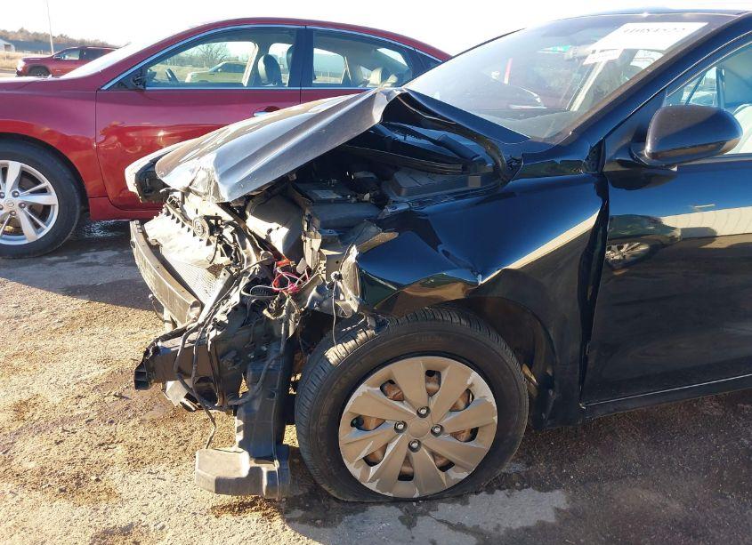 Photo 6 of 2019 Kia Rio S (VIN 3KPA24AB6KE157967)