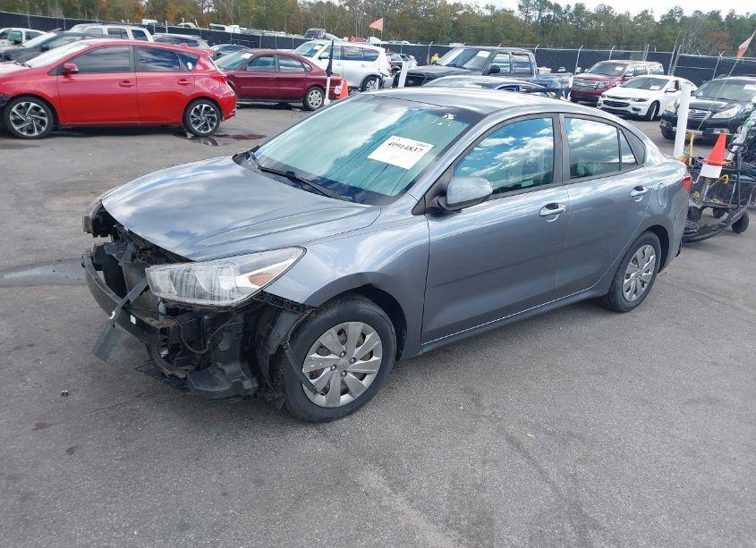 Photo 2 of 2019 Kia Rio S (VIN 3KPA24AB6KE179287)