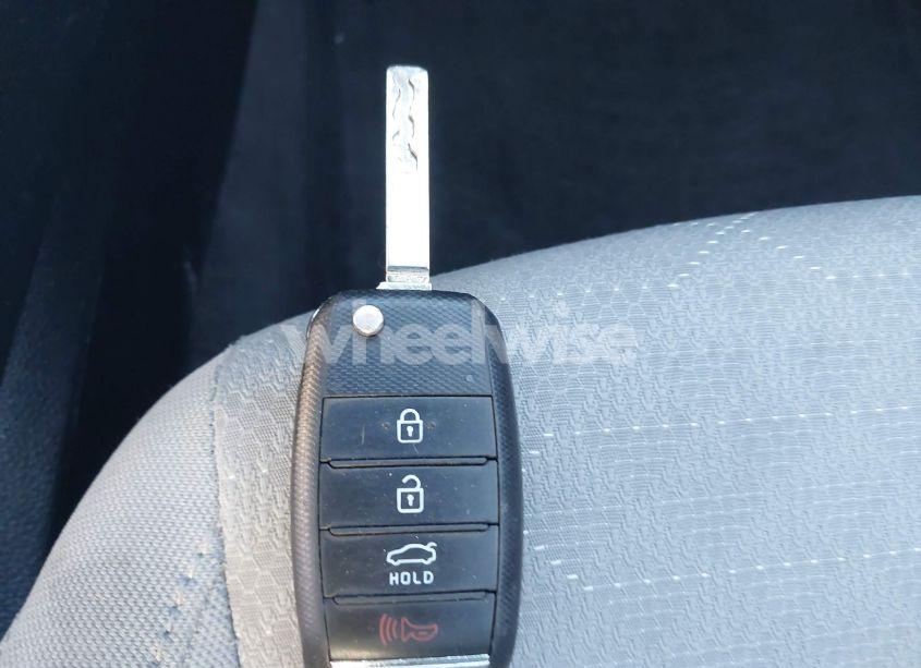 Photo 11 of 2019 Kia Rio S (VIN 3KPA24AB6KE182531)