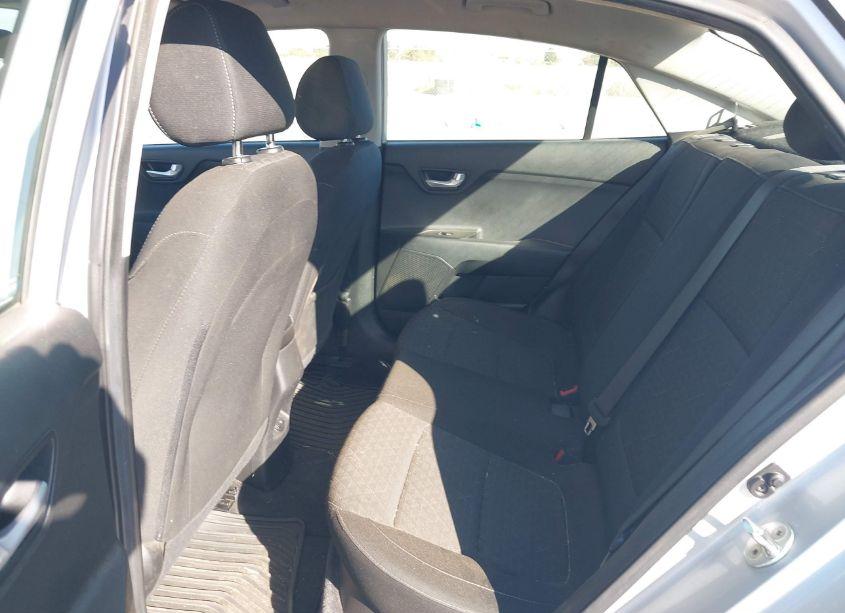 Photo 8 of 2019 Kia Rio S (VIN 3KPA24AB6KE224373)