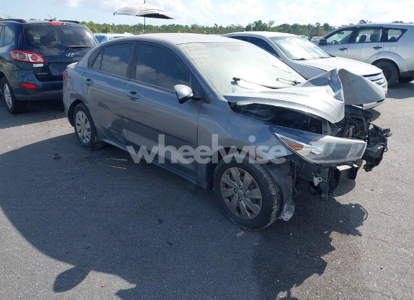 2019 Kia Rio S (VIN 3KPA24AB6KE246440) main photo