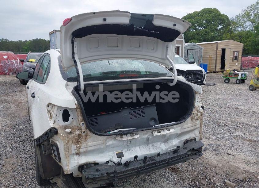 Photo 6 of 2018 Kia Rio LX (VIN 3KPA24AB7JE072053)