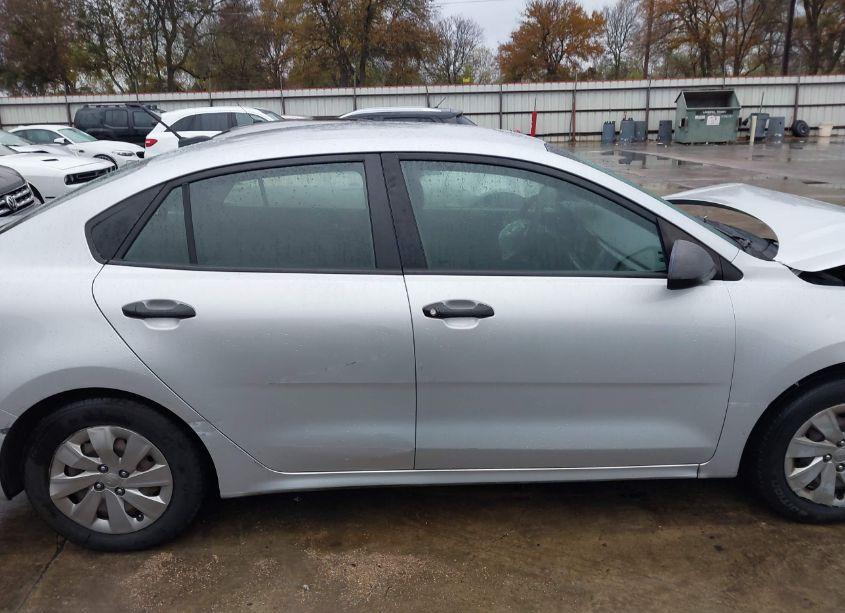 Photo 14 of 2018 Kia Rio LX (VIN 3KPA24AB7JE078578)