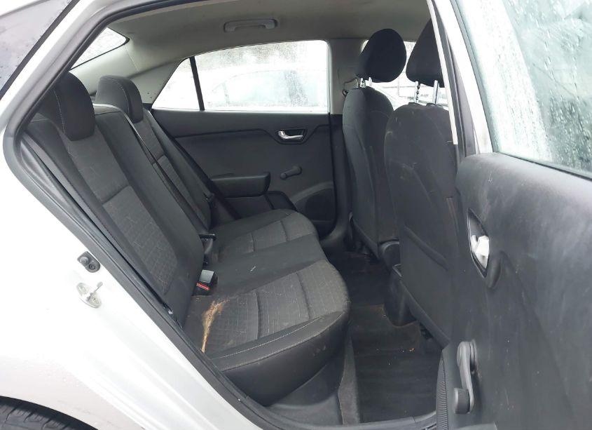 Photo 8 of 2018 Kia Rio LX (VIN 3KPA24AB7JE078578)