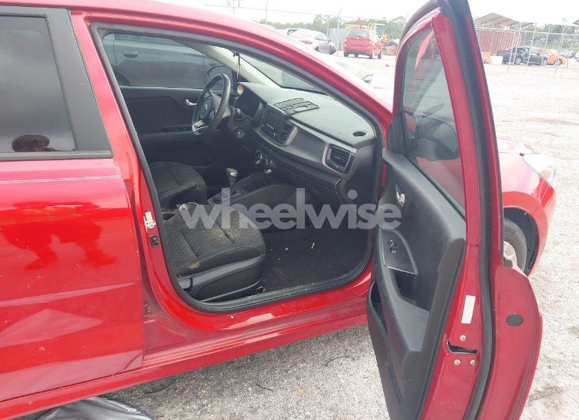 Photo 5 of 2018 Kia Rio S (VIN 3KPA24AB7JE079892)