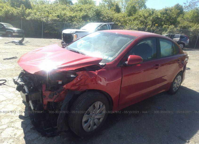 Photo 2 of 2019 Kia Rio S (VIN 3KPA24AB7KE167519)