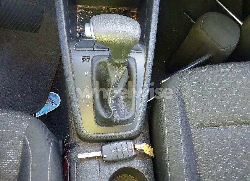 Photo 11 of 2019 Kia Rio S (VIN 3KPA24AB7KE178620)