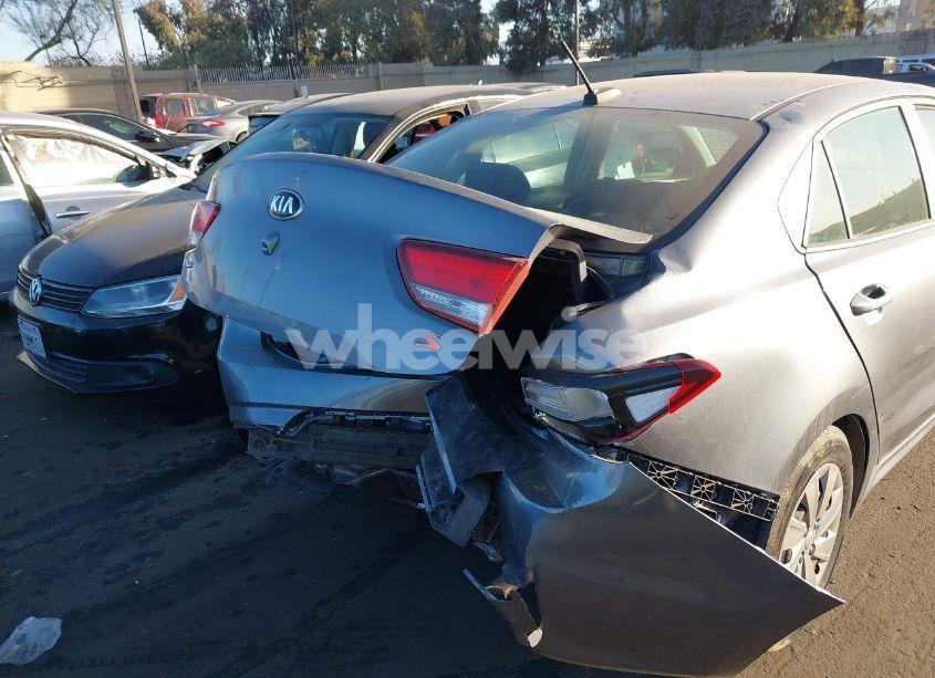 Photo 12 of 2019 Kia Rio S (VIN 3KPA24AB7KE178620)