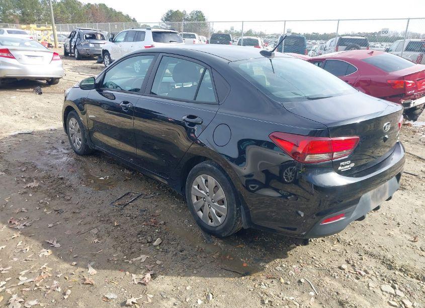 Photo 3 of 2019 Kia Rio S (VIN 3KPA24AB7KE201801)