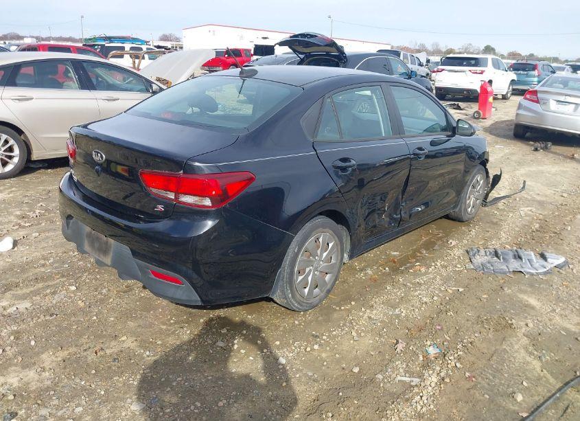 Photo 4 of 2019 Kia Rio S (VIN 3KPA24AB7KE201801)