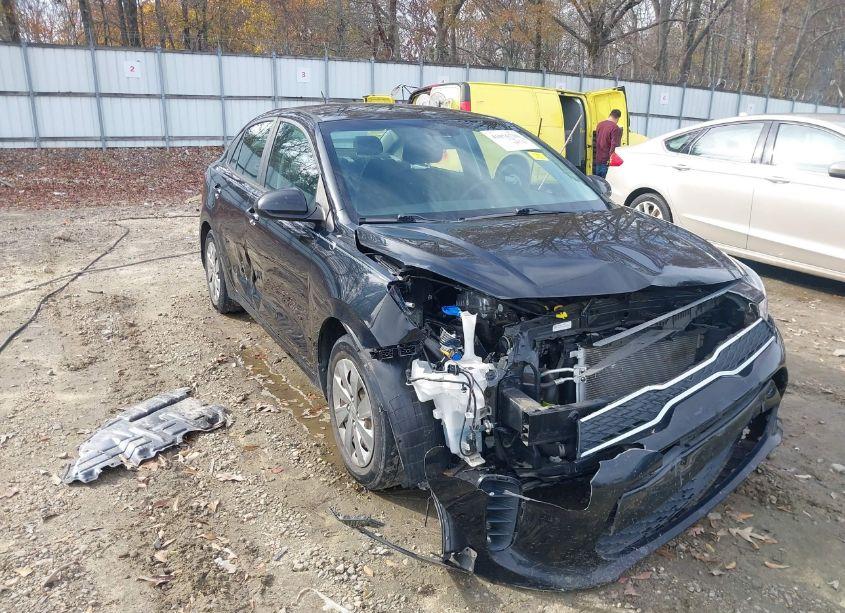 Photo 6 of 2019 Kia Rio S (VIN 3KPA24AB7KE201801)