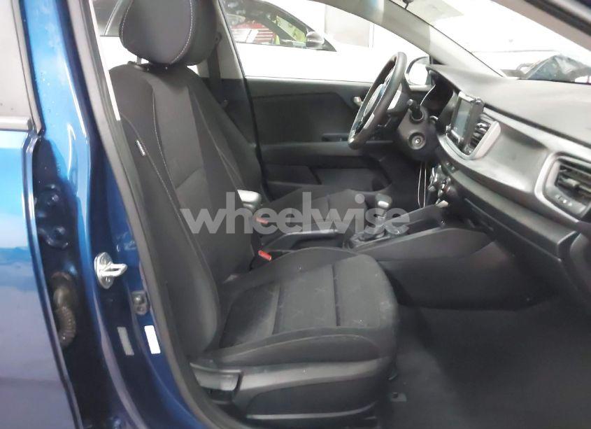 Photo 5 of 2019 Kia Rio S (VIN 3KPA24AB7KE208683)