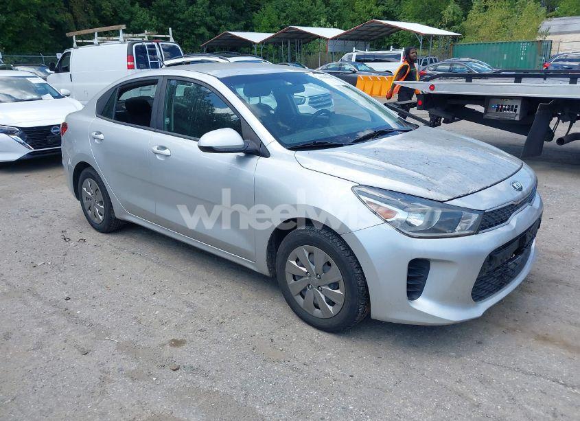 2019 Kia Rio S (VIN 3KPA24AB7KE215892) main photo
