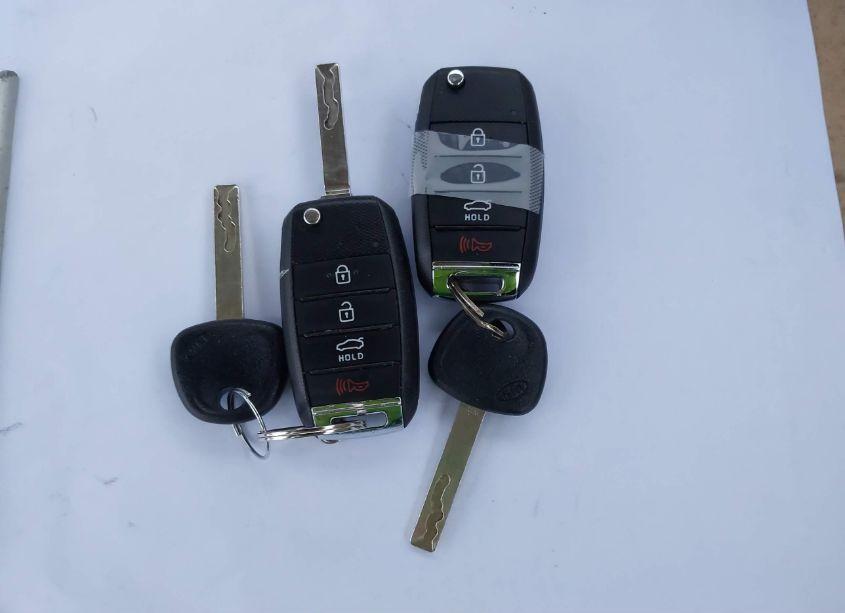 Photo 11 of 2019 Kia Rio S (VIN 3KPA24AB7KE216217)