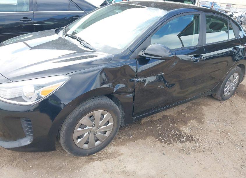 Photo 6 of 2019 Kia Rio S (VIN 3KPA24AB7KE228562)
