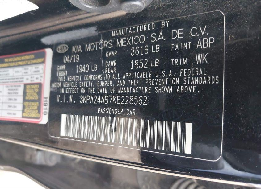 Photo 9 of 2019 Kia Rio S (VIN 3KPA24AB7KE228562)