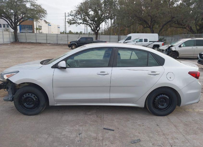 Photo 13 of 2019 Kia Rio S (VIN 3KPA24AB7KE239349)