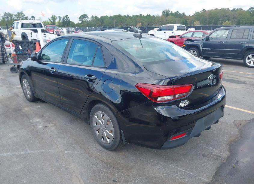 Photo 3 of 2019 Kia Rio S (VIN 3KPA24AB7KE243420)