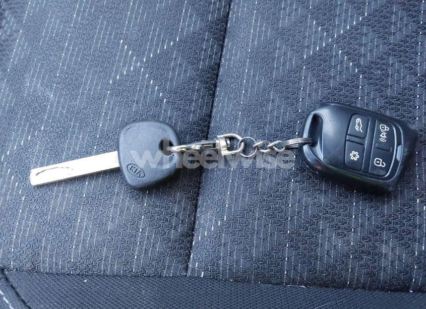 Photo 11 of 2018 Kia Rio LX (VIN 3KPA24AB8JE062986)