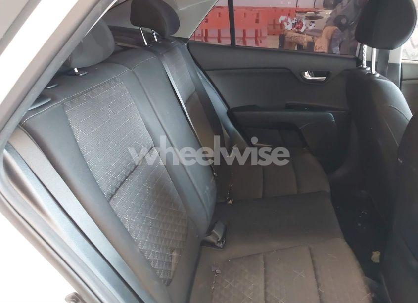 Photo 8 of 2018 Kia Rio S (VIN 3KPA24AB8JE071459)