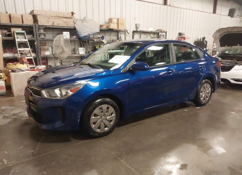 Photo 2 of 2019 Kia Rio S (VIN 3KPA24AB8KE202052)