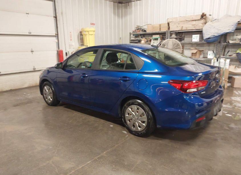 Photo 3 of 2019 Kia Rio S (VIN 3KPA24AB8KE202052)