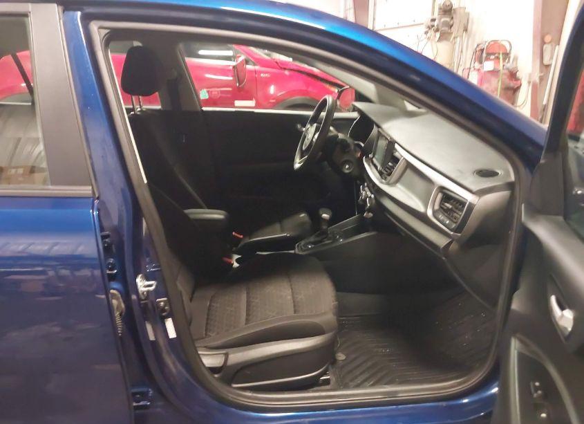 Photo 5 of 2019 Kia Rio S (VIN 3KPA24AB8KE202052)