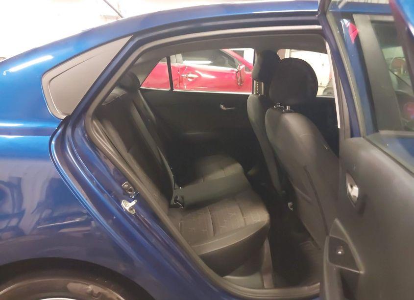 Photo 8 of 2019 Kia Rio S (VIN 3KPA24AB8KE202052)