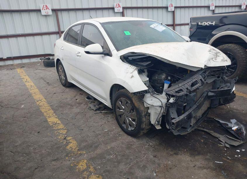 2019 Kia Rio S (VIN 3KPA24AB8KE205176) main photo