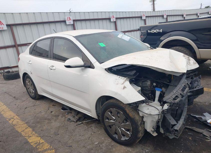 Photo 13 of 2019 Kia Rio S (VIN 3KPA24AB8KE205176)