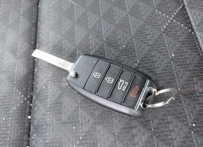 Photo 11 of 2019 Kia Rio S (VIN 3KPA24AB8KE218347)