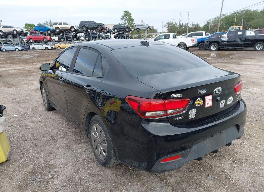 Photo 3 of 2019 Kia Rio S (VIN 3KPA24AB8KE218347)