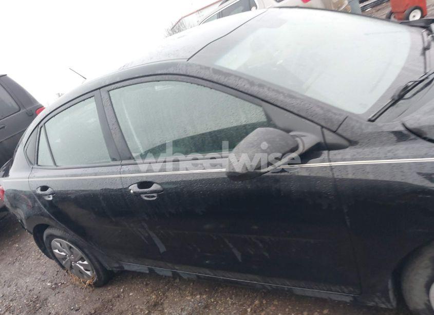 Photo 13 of 2019 Kia Rio LX (VIN 3KPA24AB8KE226156)