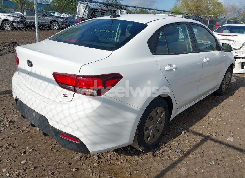 Photo 4 of 2019 Kia Rio S (VIN 3KPA24AB8KE233222)