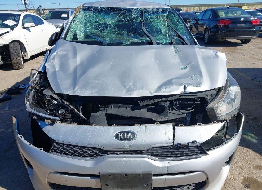 Photo 11 of 2018 Kia Rio LX (VIN 3KPA24AB9JE044531)