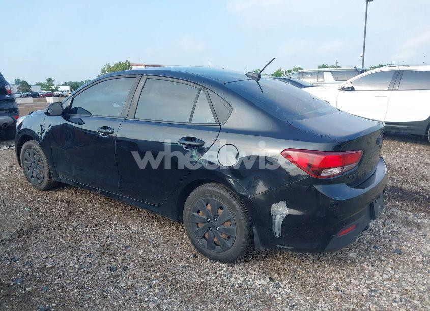 Photo 3 of 2018 Kia Rio LX (VIN 3KPA24AB9JE048093)