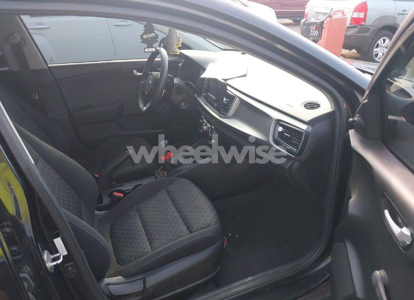 Photo 5 of 2018 Kia Rio LX (VIN 3KPA24AB9JE048093)