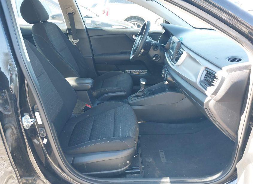 Photo 5 of 2018 Kia Rio S (VIN 3KPA24AB9JE057909)