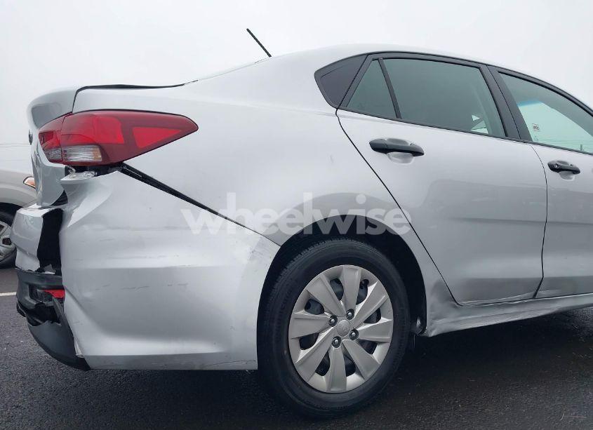 Photo 18 of 2018 Kia Rio LX (VIN 3KPA24AB9JE078226)