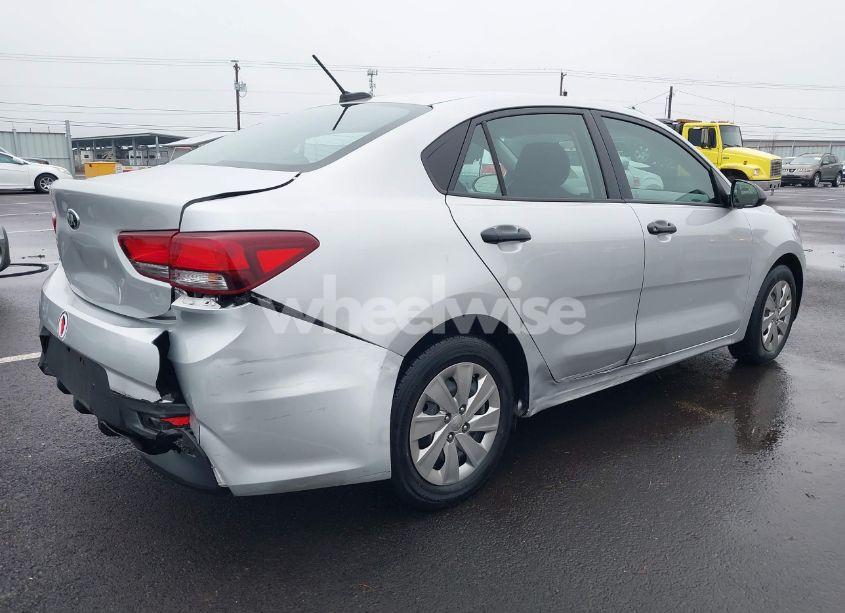 Photo 4 of 2018 Kia Rio LX (VIN 3KPA24AB9JE078226)
