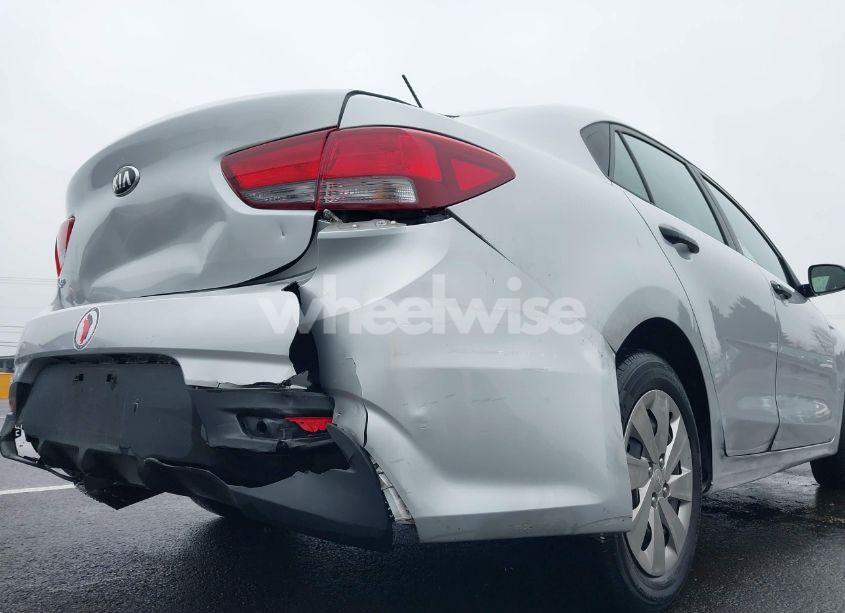 Photo 6 of 2018 Kia Rio LX (VIN 3KPA24AB9JE078226)
