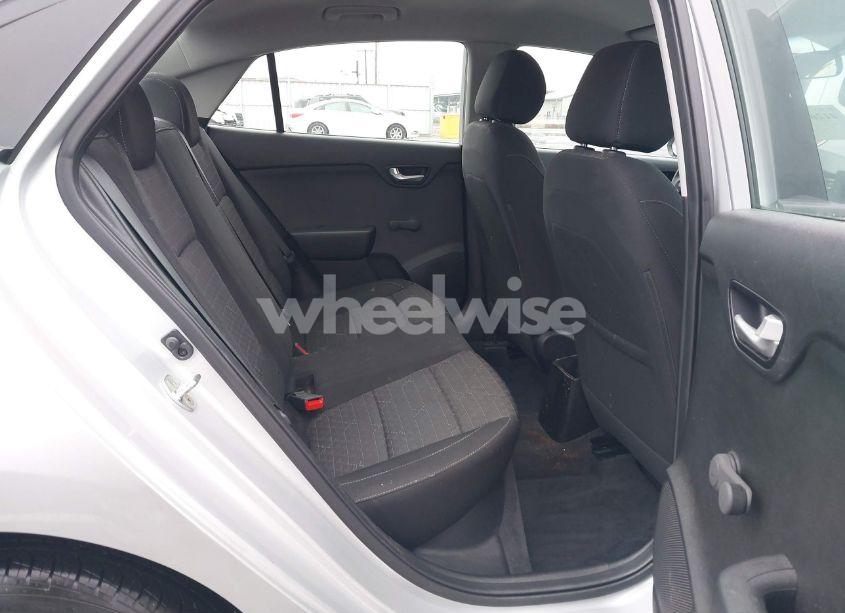 Photo 8 of 2018 Kia Rio LX (VIN 3KPA24AB9JE078226)