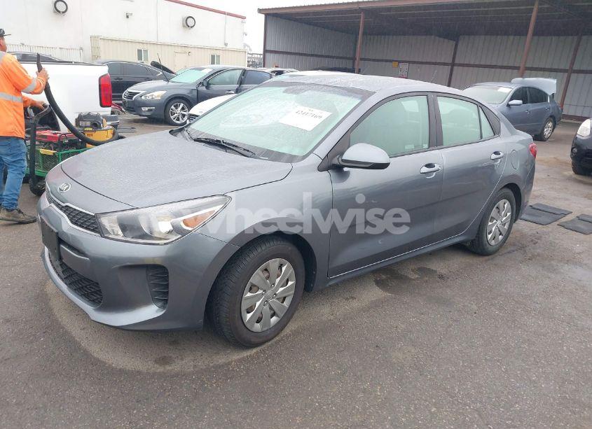 Photo 2 of 2019 Kia Rio S (VIN 3KPA24AB9KE178277)