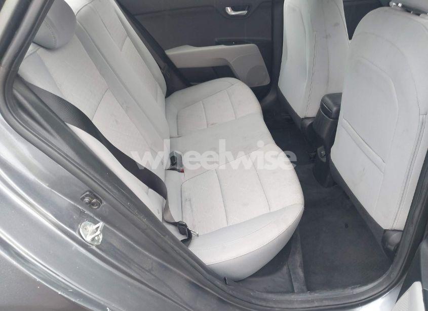 Photo 8 of 2019 Kia Rio S (VIN 3KPA24AB9KE178277)