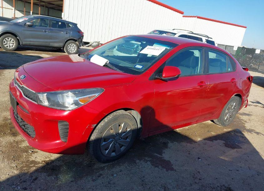 Photo 2 of 2019 Kia Rio S (VIN 3KPA24AB9KE196794)