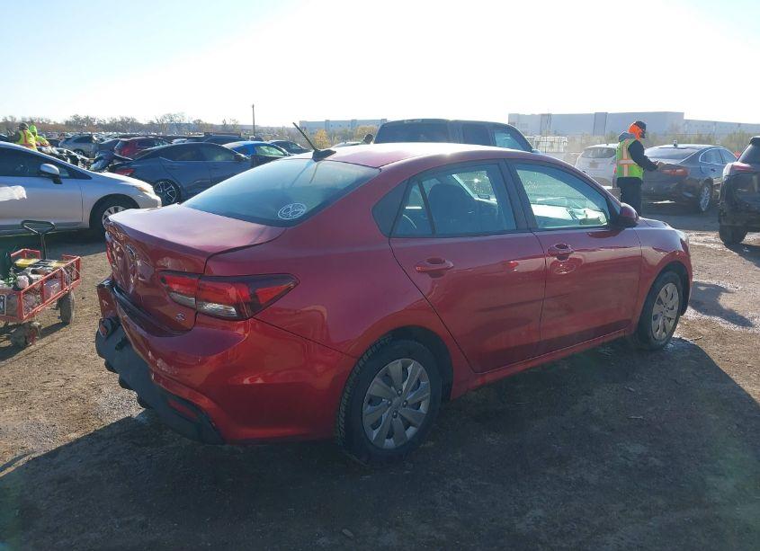 Photo 4 of 2019 Kia Rio S (VIN 3KPA24AB9KE196794)