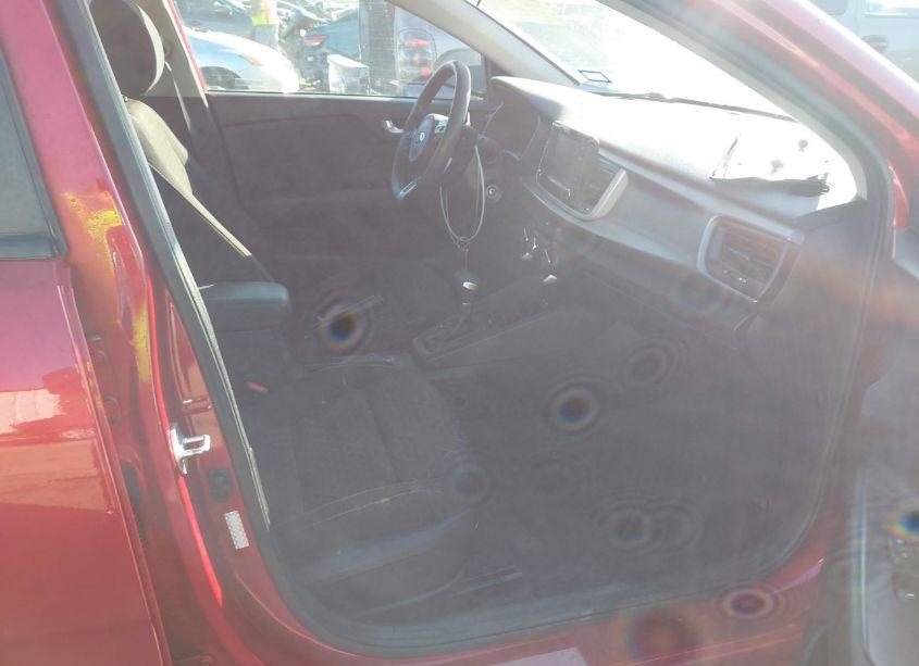 Photo 5 of 2019 Kia Rio S (VIN 3KPA24AB9KE196794)